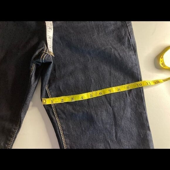 GLORIA VANDERBILT Jeans, dark wash, size 12P‎ - Picture 3 of 15